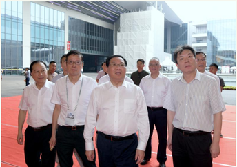 進(jìn)口博覽會進(jìn)入臨戰(zhàn)實(shí)戰(zhàn)階段，李強(qiáng)再赴實(shí)地檢查：質(zhì)量安全細(xì)節(jié)要下更大功夫