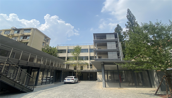 上海黑湖科技園招商熱線：一站式企業(yè)服務(wù)，即刻咨詢！