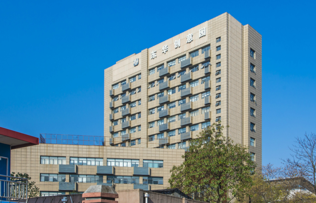 上海東華創(chuàng)意園招租電話，開啟靈感之旅。創(chuàng)意無限，商機滿園！