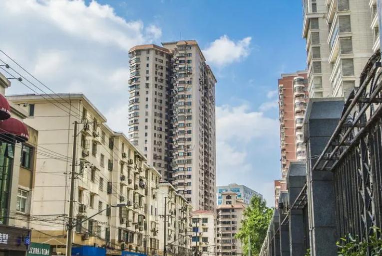 上海天鑰花苑-匯峰大廈：知名企業(yè)入駐，商務(wù)氛圍濃厚