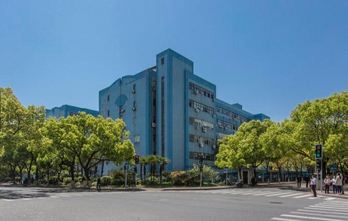 探訪桂中園：4.3米層高，寬敞明亮辦公空間