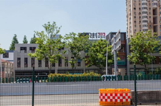 上海萬街303：高性價比辦公空間，租金親民