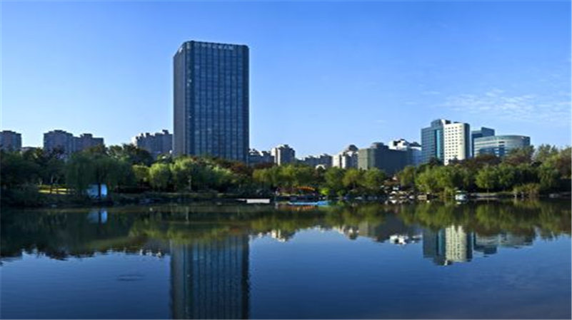 上海古北財富中心：高效電梯系統(tǒng)，提升辦公出行效率