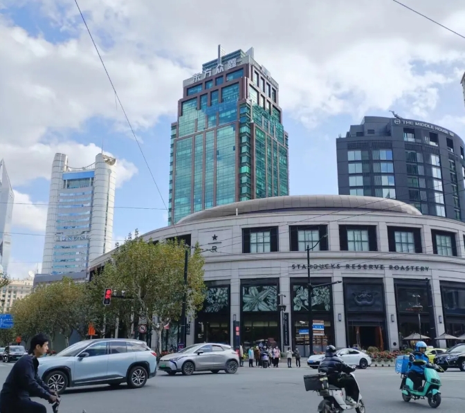 上海靜安區(qū)南京西路7-9元寫字樓，招商盛啟，共筑商務(wù)輝煌！