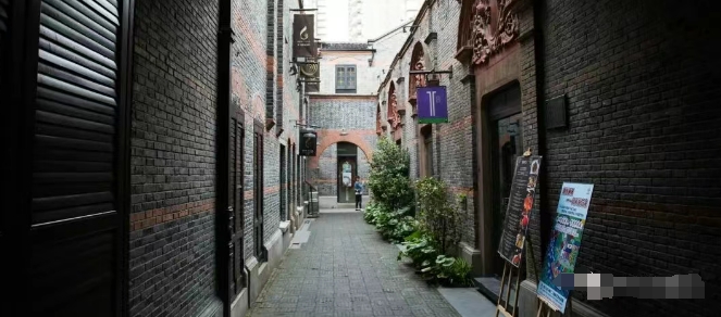 上海黃浦區(qū)出售獨棟：威海路鬧中取靜老洋房，身份之選用途多元